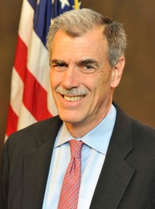 Donald Verrilli, Jr., Solicitor General of the United States. U.S. Gov't Work, Wikimedia Commons, Public Domain.